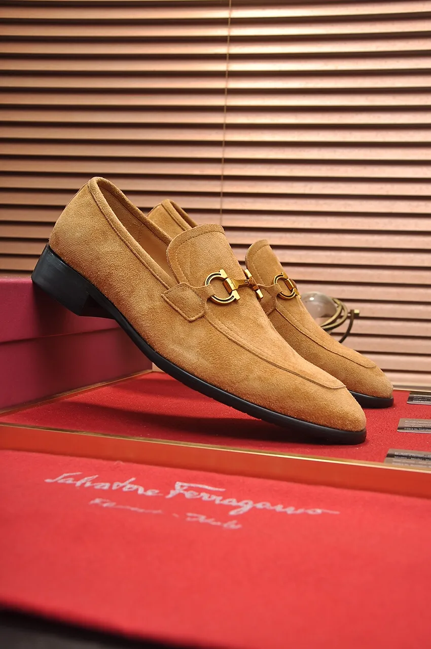 Men's shoes 💰500💶[Ferragamo/Ferragamo] The latest model in the counter. Original imported high-quality cowhide with open edges + imported 🐂 water-dyed cowhide lining + original luxury metal buckle + original combined outsole. Comparison without pressure 38--45 (45 is custom-made and cannot be returned or exchanged)